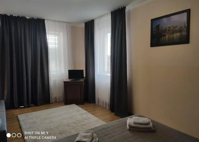 Apartments Domovik On Beregovskaya 3