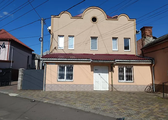Apartments Domovik On Beregovskaya 3