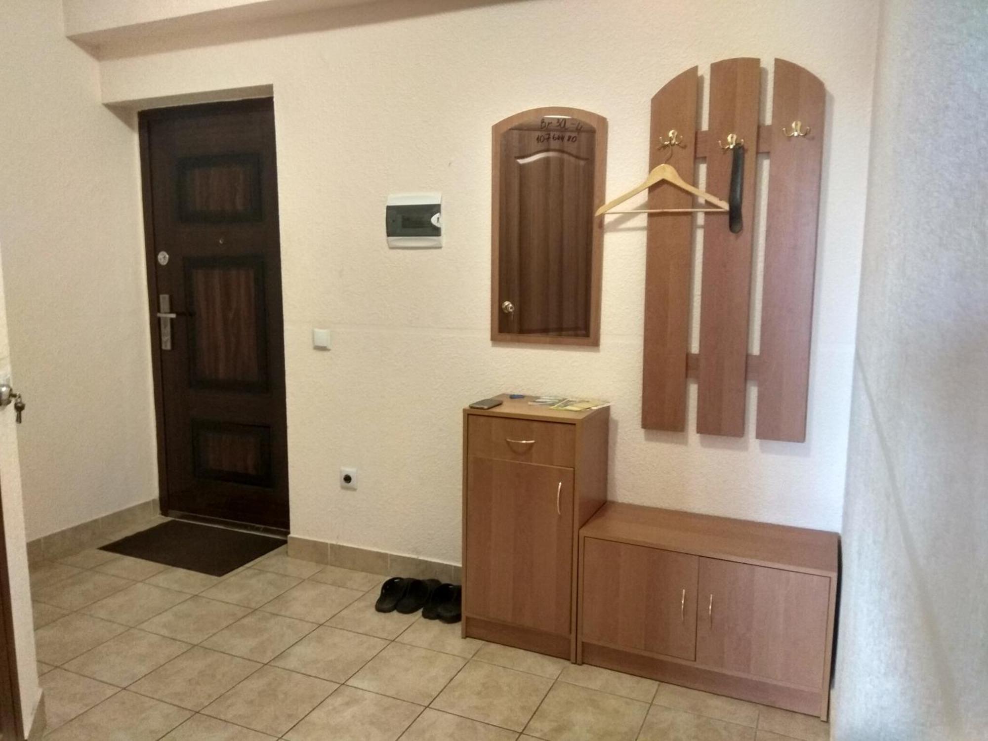 Apartment Domovik On Beregovskaya 3 *