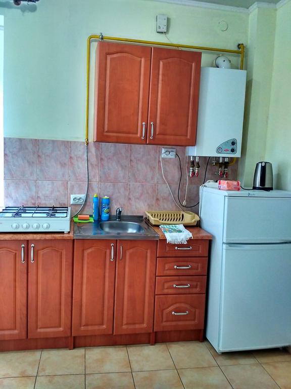 Apartment Domovik On Beregovskaya 3